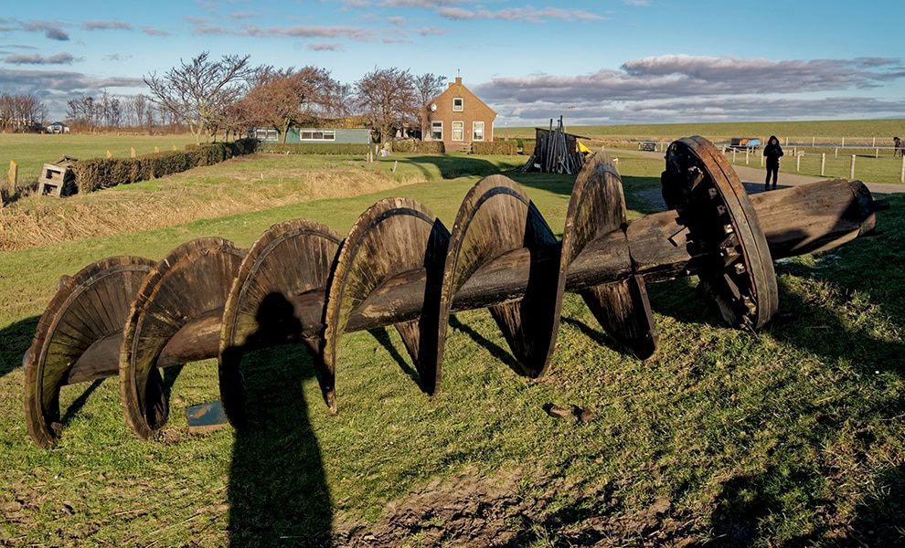 Texel - Molen Het Noorden - View North on Archimedes' Screw by Txllxt TxllxT
